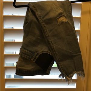 Light wash distressed maternity pants